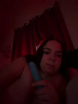 Snapshot of SkylarSinclair chatting on 07/17/26, 09:16 SkylarSinclair online show from 07/17/26, 09:16