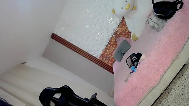 Snapshot of Bby_rabbit chatting on 07/20/26, 01:13 Bby rabbit online show from 07/20/26, 01:13