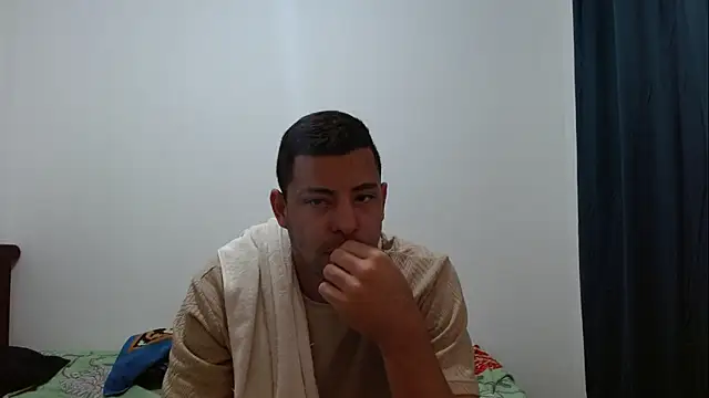 Cris LaCobra  online show from 07/28/26, 04:39