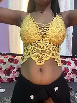 Snapshot of Precious_Queen_ chatting on 07/25/26, 06:44 Precious Queen online show from 07/25/26, 06:44