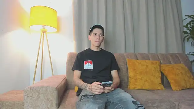 Snapshot of Steven_Saenz chatting on 07/24/26, 12:30 Steven Saenz online show from 07/24/26, 12:30