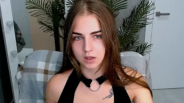 LiluBloom online show from 07/29/26, 05:16