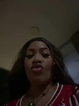riri brunnete online show from 06/13/26, 04:10