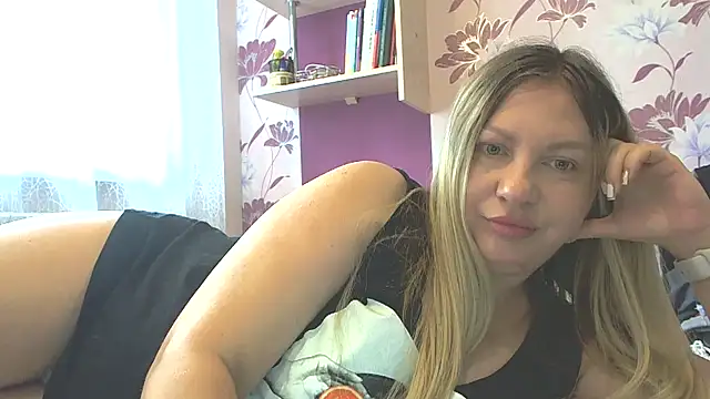 Snapshot of AmandaSexyHotAss20 chatting on 07/25/26, 09:40 AmandaSexyHotAss20 online show from 07/25/26, 09:40