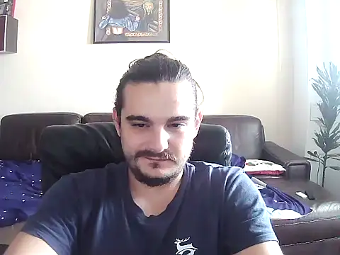 Snapshot of johnnybravovici chatting on 07/23/26, 10:02 johnnybravovici online show from 07/23/26, 10:02