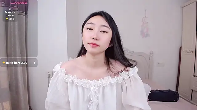 VeronicaDaugherty online show from 07/26/26, 10:33