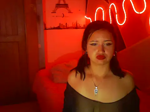 Snapshot of grace_caroline chatting on 07/30/26, 02:10 grace caroline online show from 07/30/26, 02:10