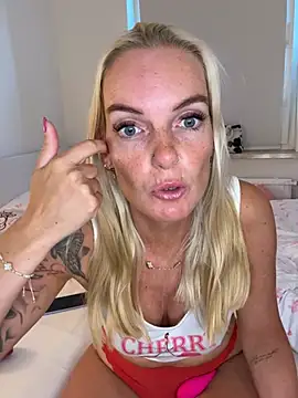 Missblondy39 online show from 07/25/26, 05:05