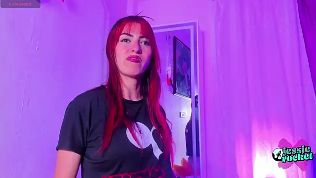 jessierocketx online show from 10/13/25, 08:53