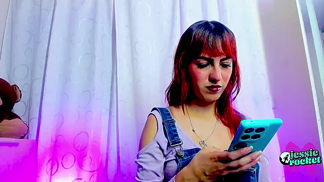 jessierocketx online show from 04/29/26, 08:59