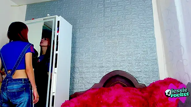 jessierocketx online show from 06/27/26, 08:14