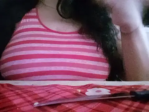 Tatybellaaaa online show from 07/25/26, 03:20