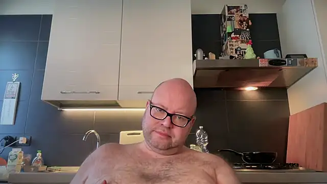 theitalianbear online show from 02/05/25, 08:32