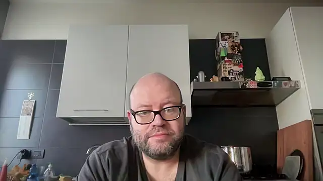 theitalianbear online show from 10/12/25, 06:34