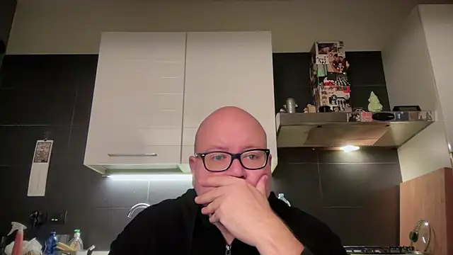 theitalianbear online show from 10/19/25, 12:22