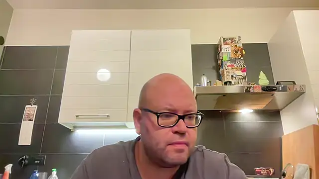 theitalianbear online show from 10/24/25, 12:41