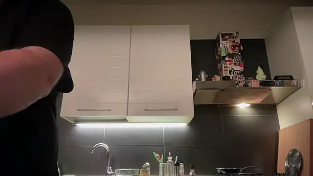 theitalianbear online show from 11/06/25, 04:13