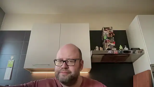 theitalianbear online show from 05/17/26, 05:05