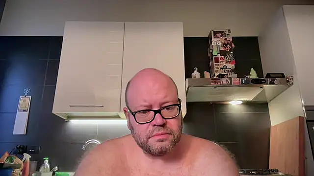 theitalianbear online show from 07/04/26, 03:24