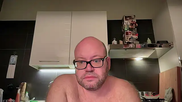 theitalianbear online show from 07/28/26, 03:02