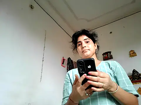 Snapshot of POJA_SHARMAA chatting on 07/31/26, 05:29 POJA SHARMAA online show from 07/31/26, 05:29