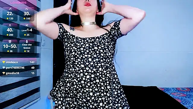 Snapshot of victoriatvac chatting on 07/27/26, 11:39 victoriatvac online show from 07/27/26, 11:39