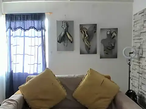 Snapshot of cristian_dosantos chatting on 07/28/26, 12:34 cristian dosantos online show from 07/28/26, 12:34