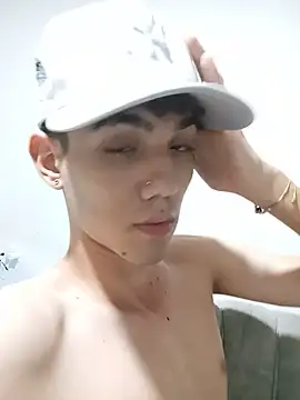 Liam  boy  online show from 07/31/26, 06:24