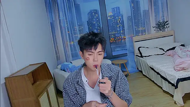 xiaoyang-FF online show from 07/28/26, 05:56