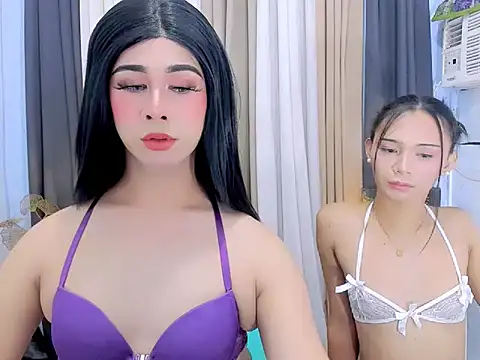 strawberry lust online show from 07/29/26, 06:28