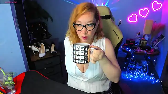 EllieFantastique online show from 04/30/26, 03:18