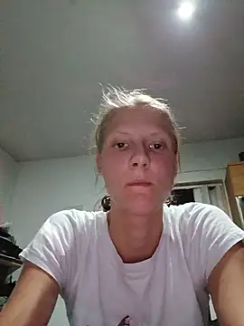 Snapshot of LenaGoldi chatting on 07/29/26, 07:34 LenaGoldi online show from 07/29/26, 07:34
