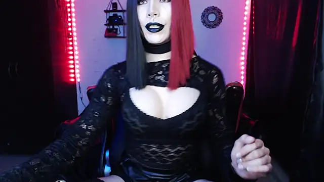 Snapshot of april_simons2 chatting on 02/15/25, 06:55 april simons2 online show from 02/15/25, 06:55