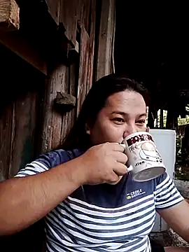 Snapshot of Andrea0414 chatting on 03/01/25, 10:53 Andrea0414 online show from 03/01/25, 10:53