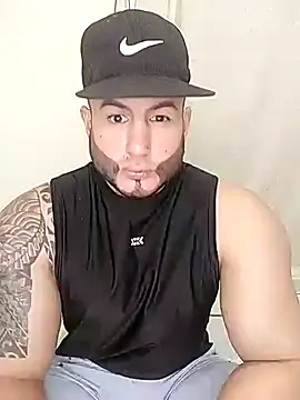 noamkamartinez online show from 08/06/26, 06:37