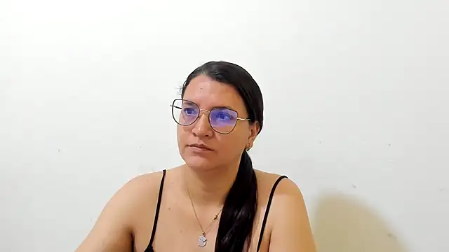 MARILYN GARCIA online show from 10/28/25, 12:30