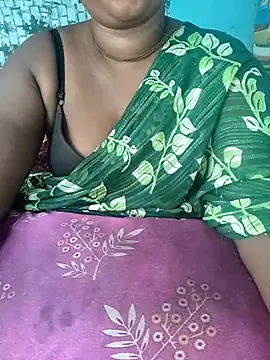 Snapshot of nishamega chatting on 08/06/26, 07:21 nishamega online show from 08/06/26, 07:21