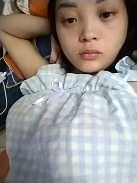 Snapshot of Girl-sex01 chatting on 08/06/26, 03:19 Girl-sex01 online show from 08/06/26, 03:19
