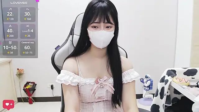 Nina 777  online show from 08/09/26, 11:31
