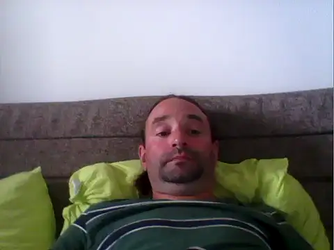 Snapshot of parshivu chatting on 09/26/25, 07:23 parshivu online show from 09/26/25, 07:23