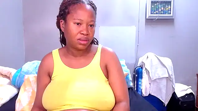 Snapshot of BigAreola26 chatting on 11/08/25, 04:56 BigAreola26 online show from 11/08/25, 04:56