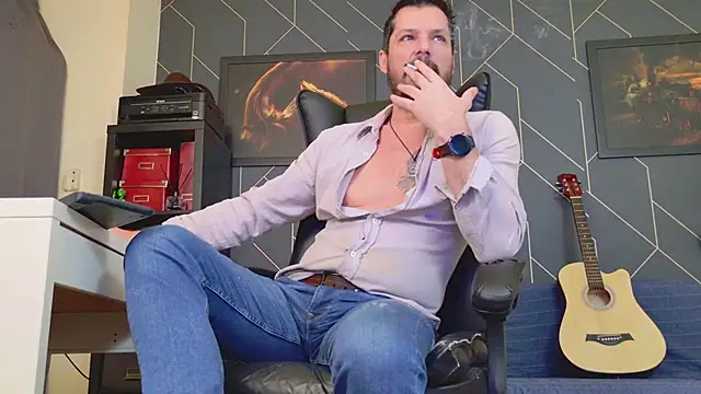 ChrisKox online show from 01/18/25, 04:04