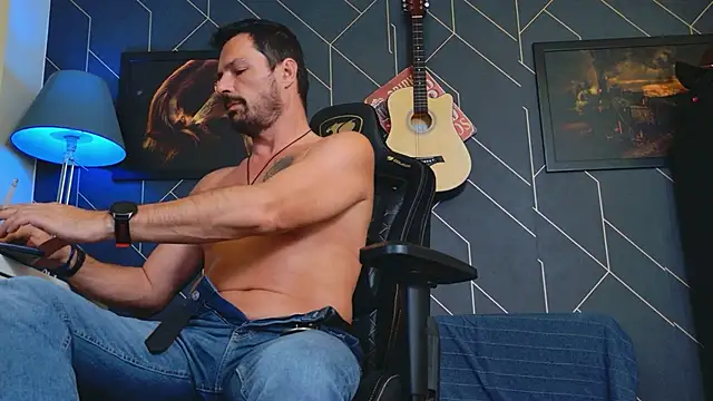 ChrisKox online show from 09/20/25, 06:42