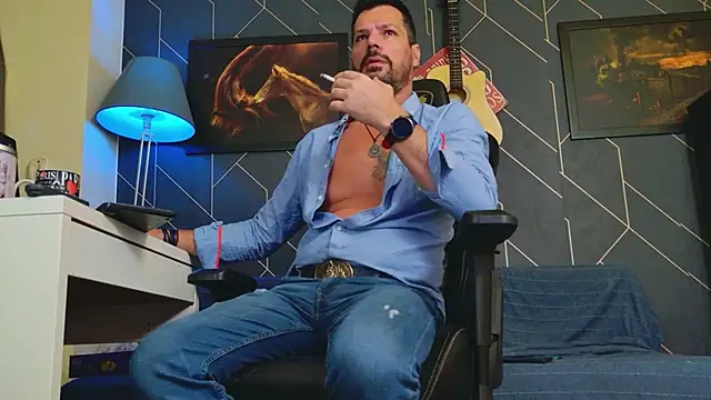 ChrisKox online show from 10/21/25, 01:50