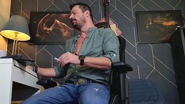 Snapshot of ChrisKox chatting on 10/30/25, 05:20 ChrisKox online show from 10/30/25, 05:20