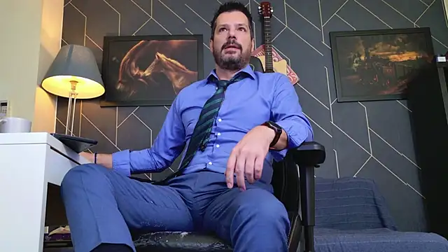 Snapshot of ChrisKox chatting on 11/09/25, 03:05 ChrisKox online show from 11/09/25, 03:05