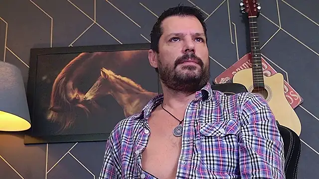 Snapshot of ChrisKox chatting on 11/16/25, 05:13 ChrisKox online show from 11/16/25, 05:13