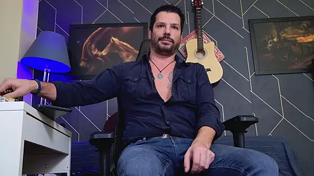 Snapshot of ChrisKox chatting on 11/21/25, 06:06 ChrisKox online show from 11/21/25, 06:06