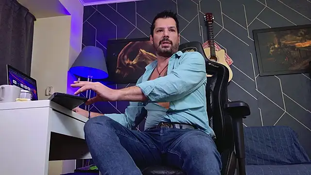 Snapshot of ChrisKox chatting on 11/27/25, 06:04 ChrisKox online show from 11/27/25, 06:04