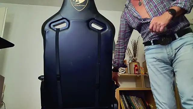 ChrisKox online show from 05/20/26, 06:58